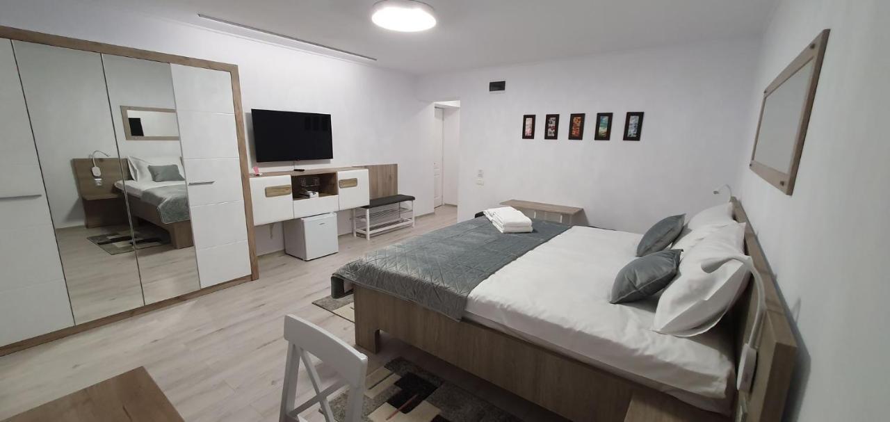 Yellow House Сибиу Экстерьер фото