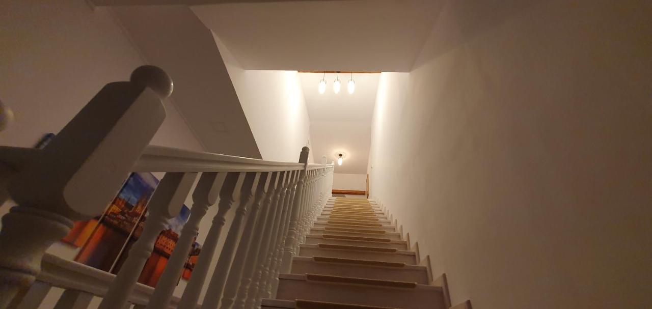 Yellow House Сибиу Экстерьер фото